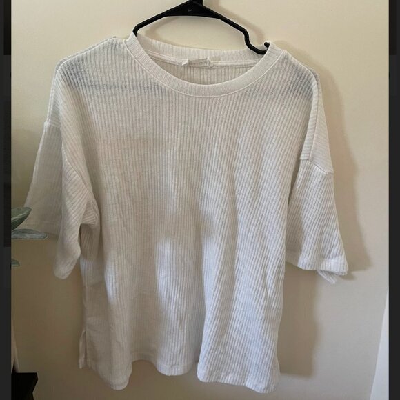 3/$30 Luca and Grae White Ribbed Tee Shirt Top - Picture 3 of 5